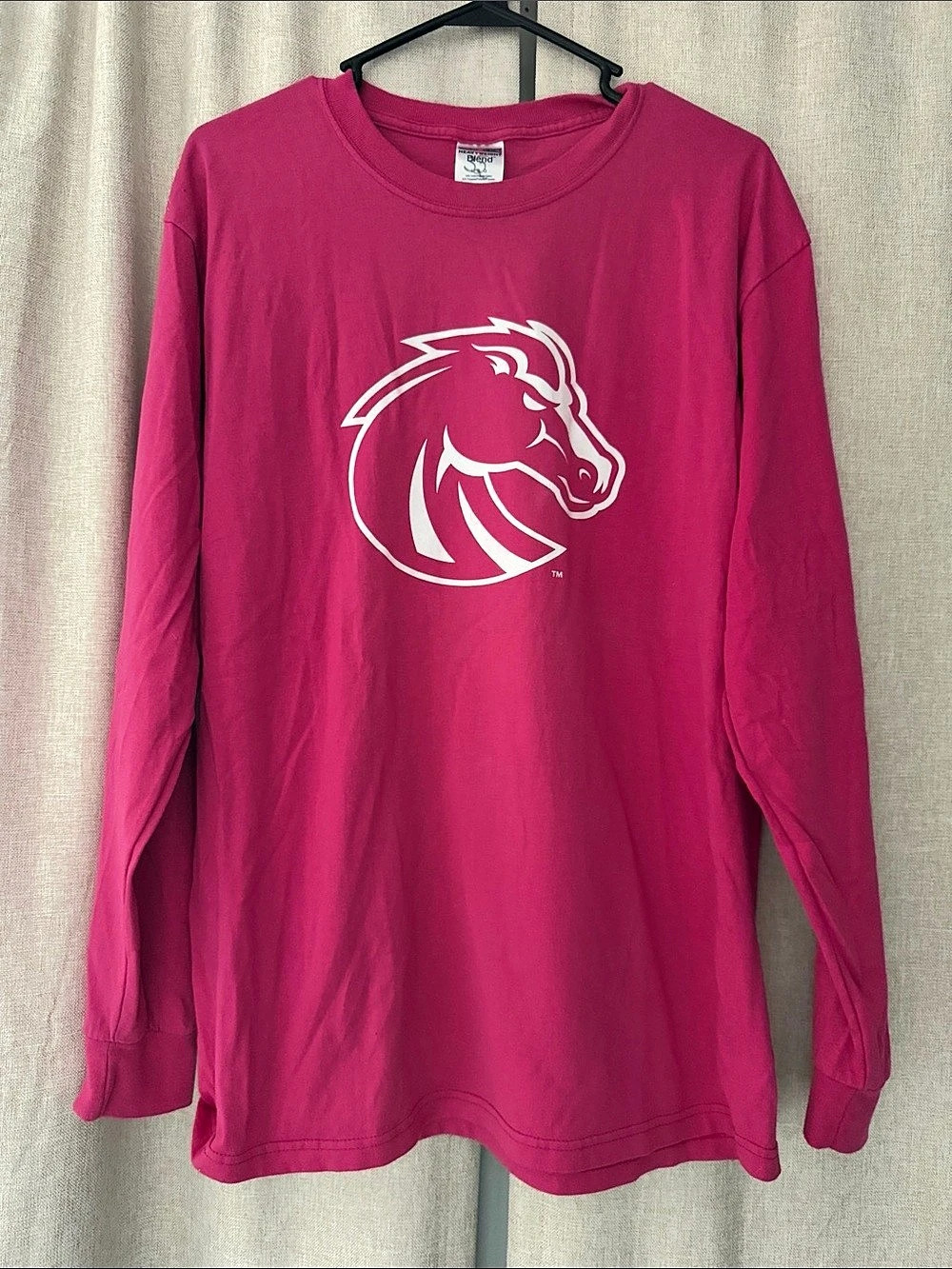 Boise State Long Sleeve Horse Logo Shirt in Pink